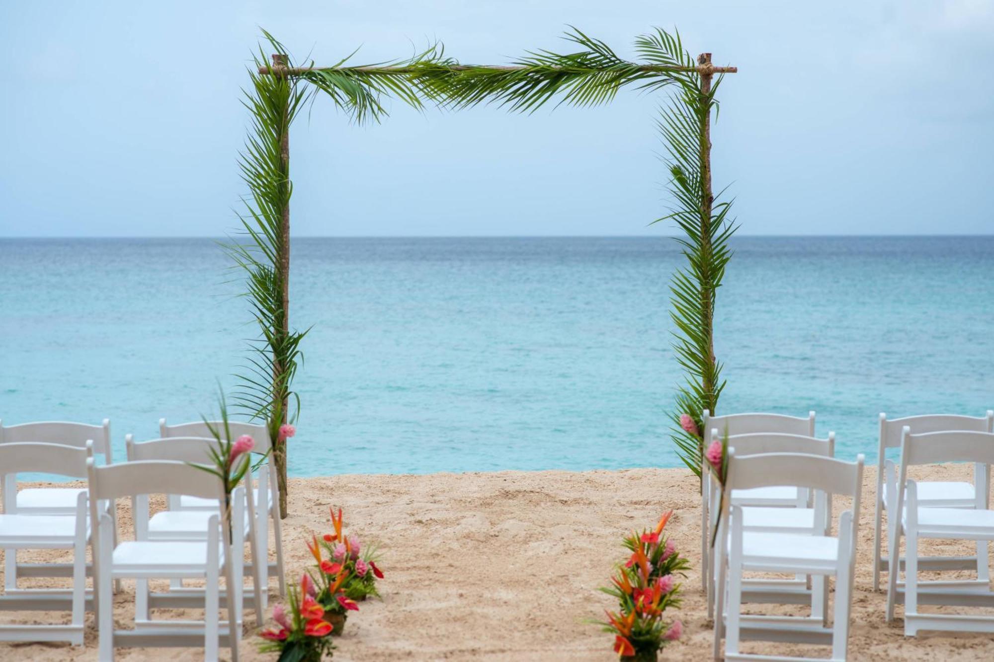 סנט ג'יימס Crystal Cove By Elegant Hotels - All-Inclusive מראה חיצוני תמונה